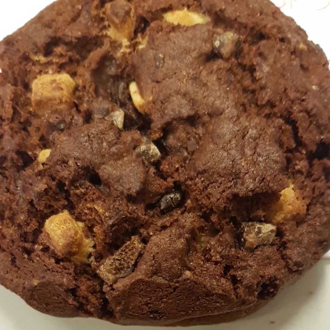 AH American Triple Chocolate Cookie