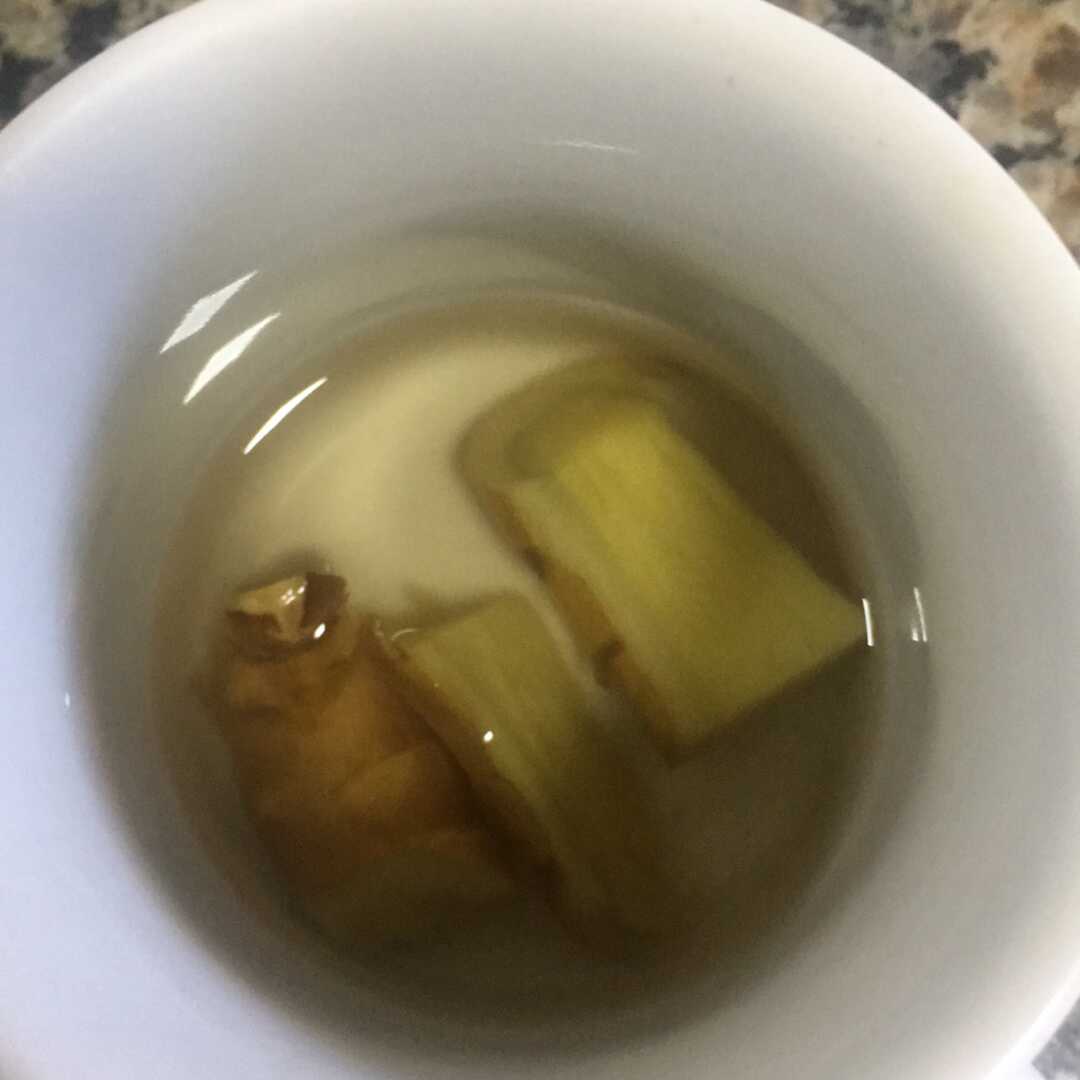 Chá de Ervas (exceto Camomila, Infusão)
