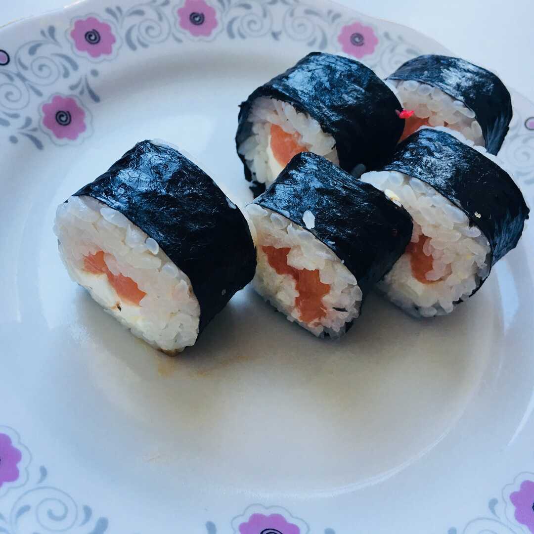 Суши запеченный лосось калорийность фото 45