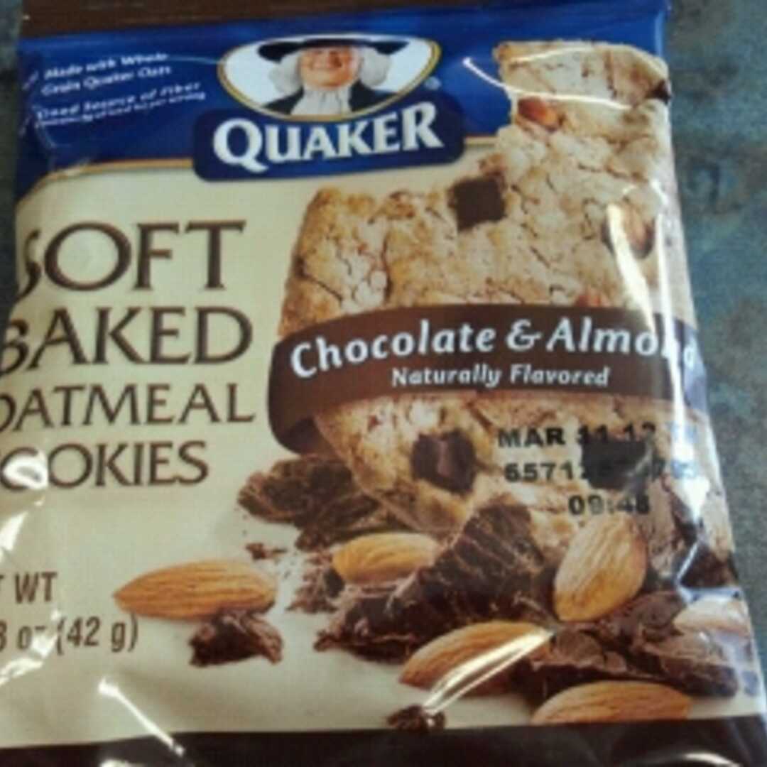 Quaker Soft Baked Oatmeal Cookies - Chocolate & Almond