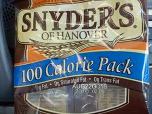 Snyder's of Hanover Snaps Pretzels 100 Calorie Pack