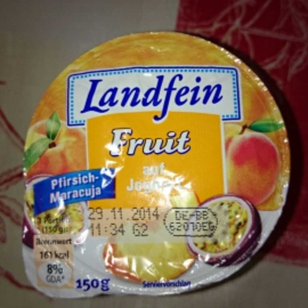 Landfein Fruit auf Joghurt