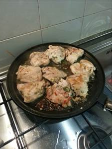 Pollo alla Griglia (Mangiato senza Pelle)