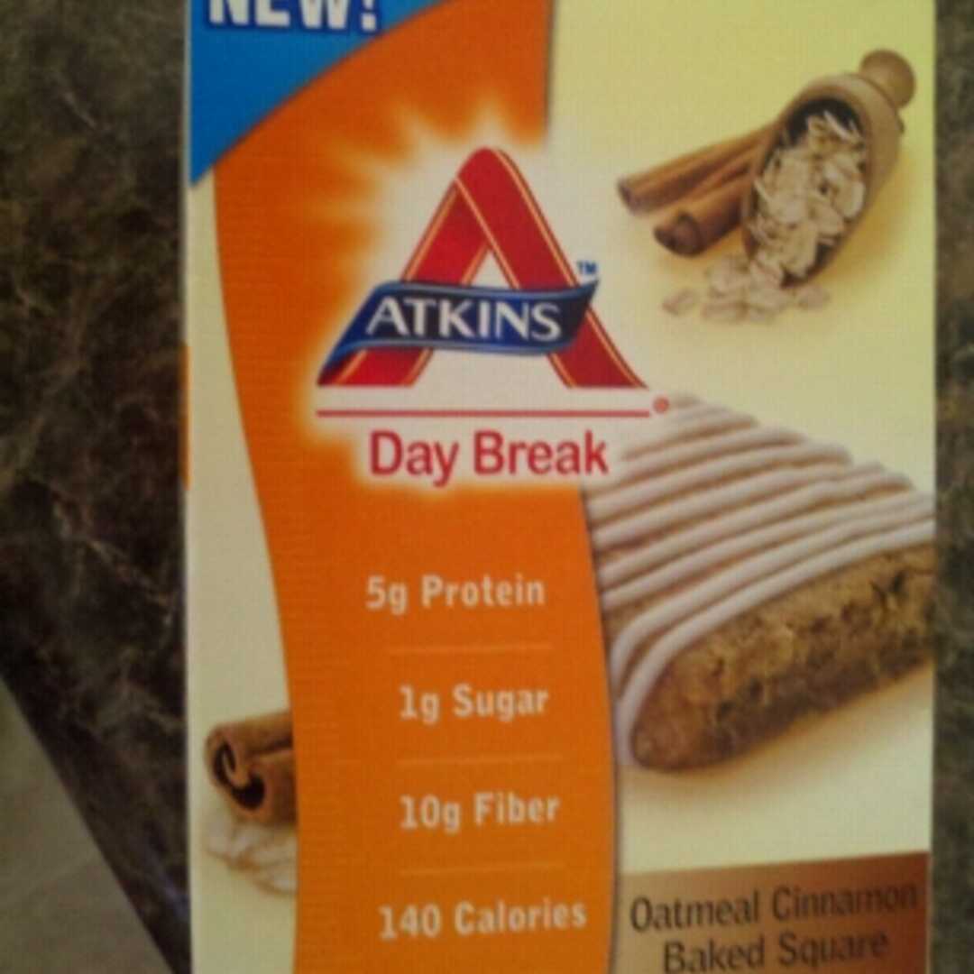 Atkins Day Break Oatmeal Cinnamon Baked Square