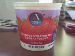 America's Choice Lowfat Blended Strawberry Yogurt
