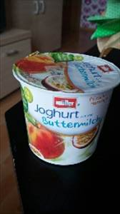 Müller Joghurt mit der Buttermilch Pfirsich-Maracuja