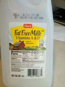 Giant Food Fat Free Milk with Vitamins A & D