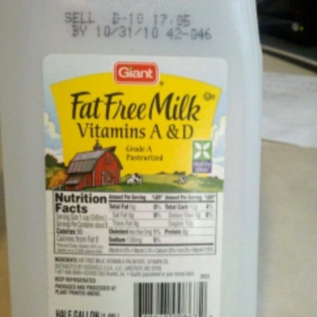 Giant Food Fat Free Milk with Vitamins A & D