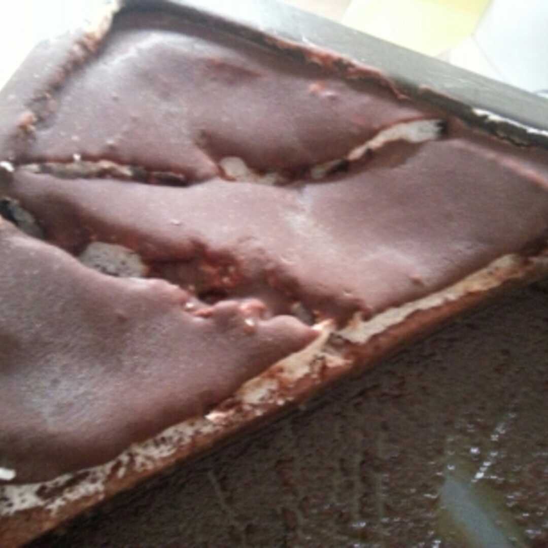 Schokoladenkuchen (mit Schokoladenglasur)