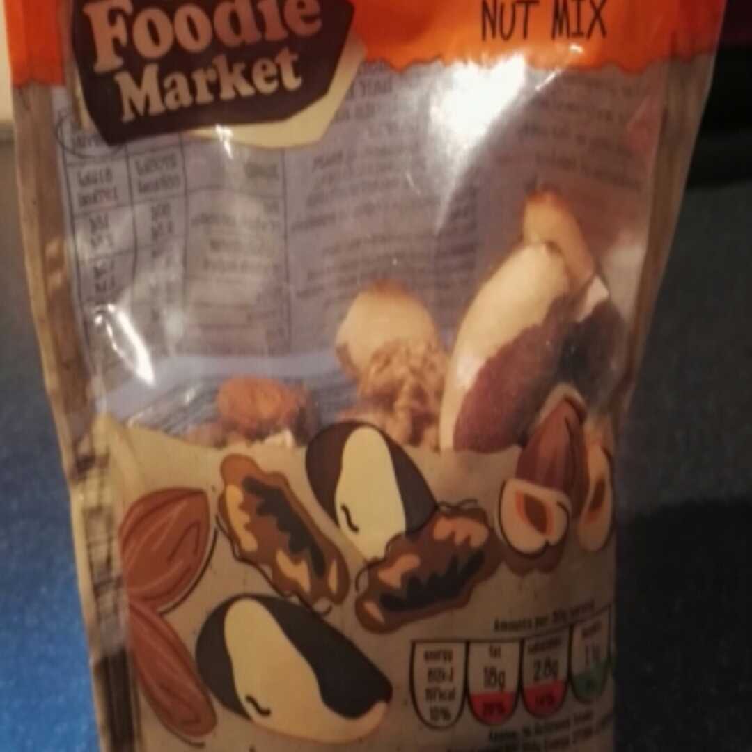 The Foodie Market Crunchy Nutty Combo Nut Mix
