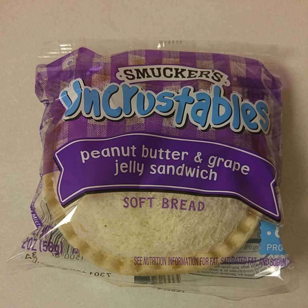 Smucker's Uncrustables Peanut Butter & Grape Jelly Sandwich (58g)