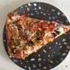 Etli ve Sebzeli Pizza