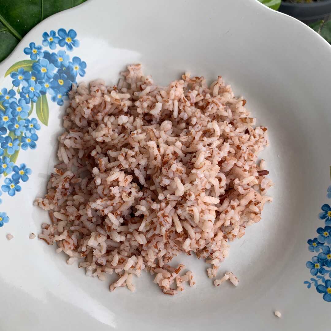Nasi Merah (Butir-Sedang, Dimasak)