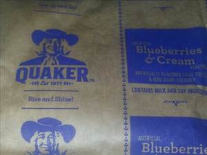 Quaker Instant Oatmeal - Blueberries & Cream
