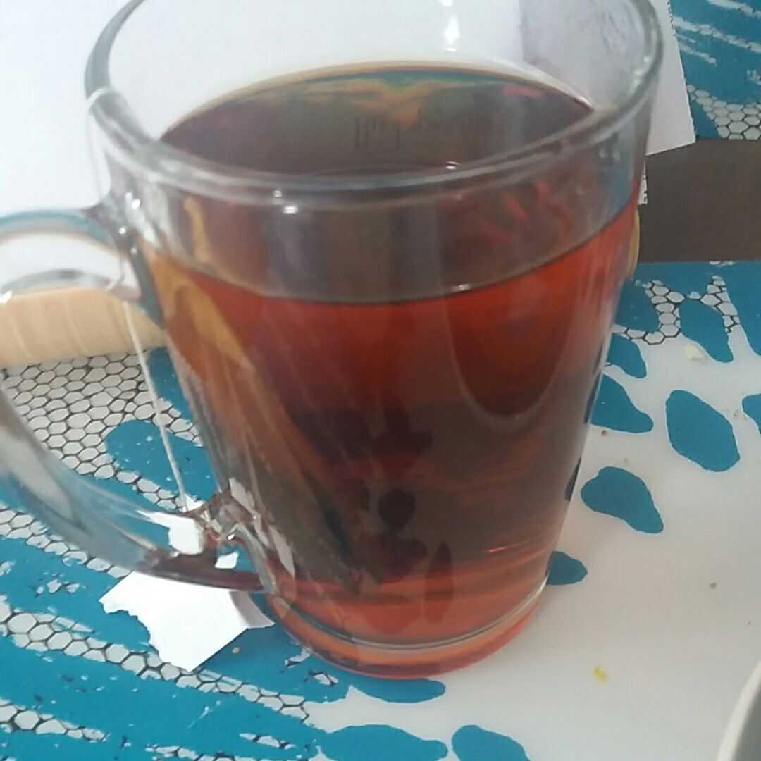 Tee (Makeuttamaton)
