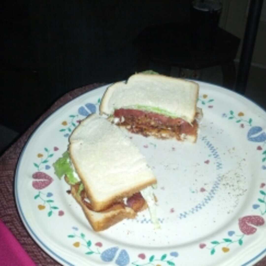 Bacon, Lettuce and Tomato Sandwich with Spread