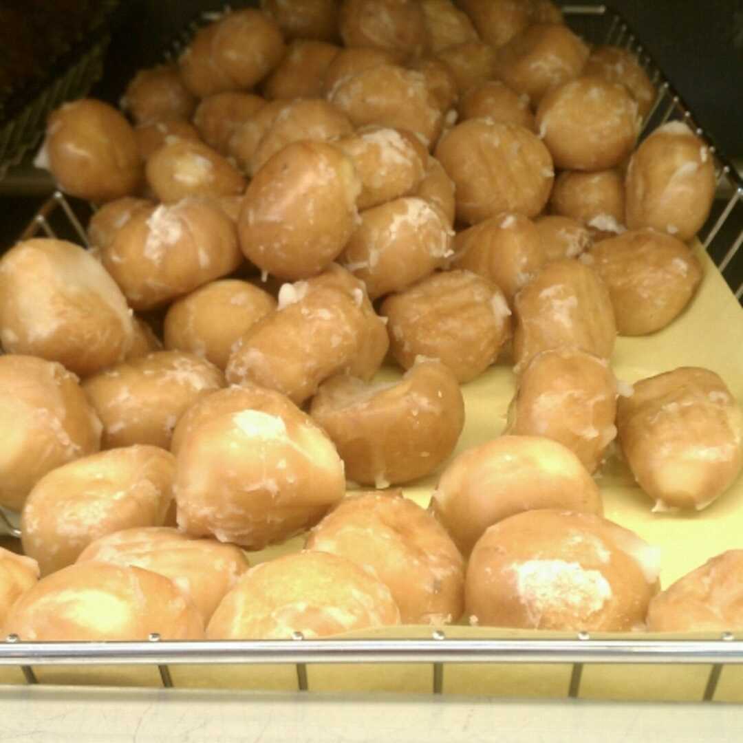 Dunkin' Donuts Glazed Munchkin (4)