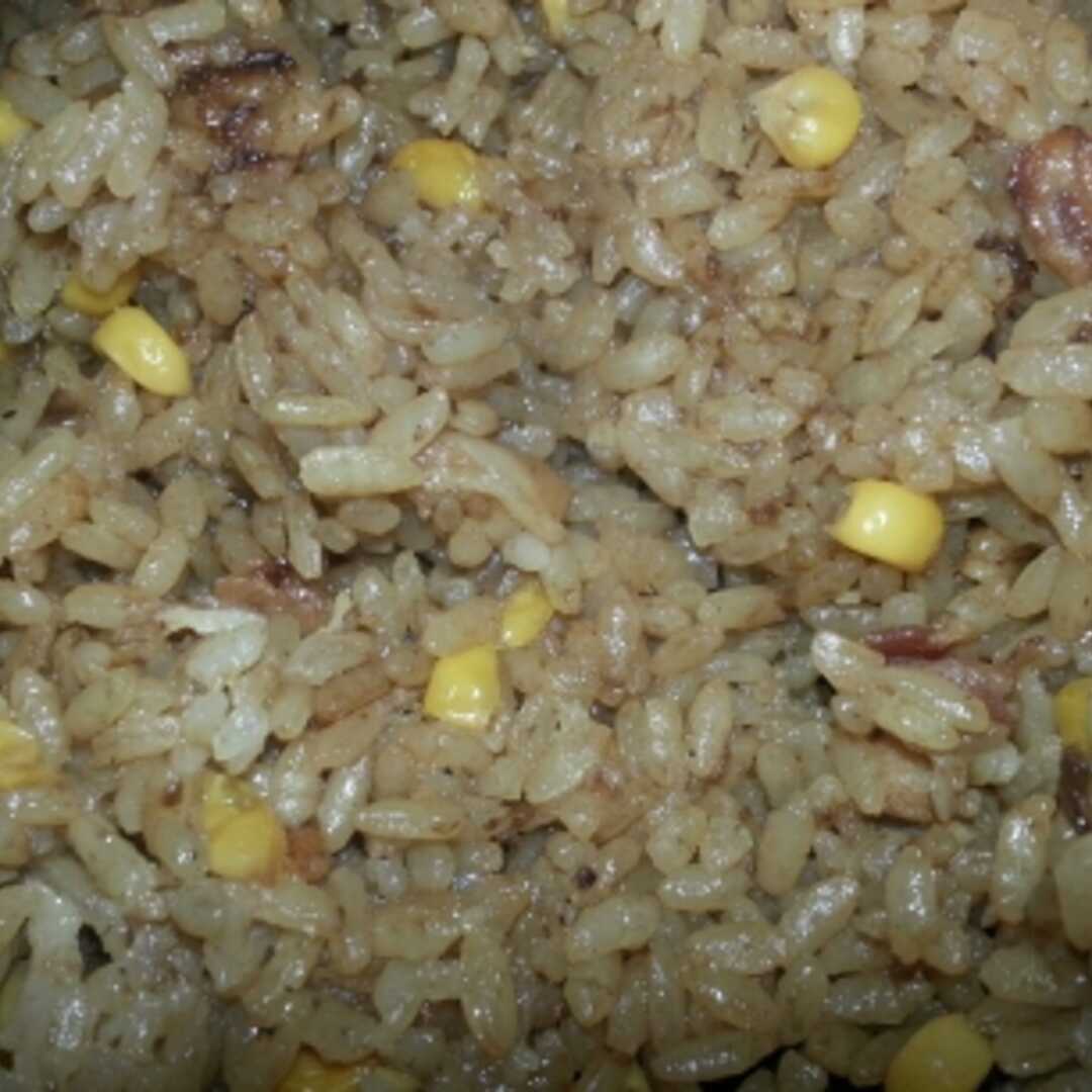 Puerto Rican Style Rice with Onions (Arroz Con Cebollas)