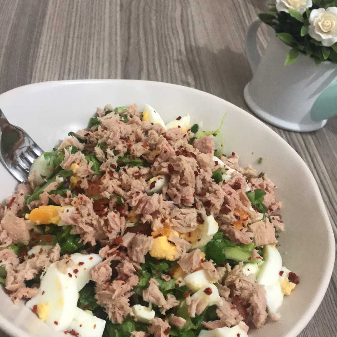 Yumurtalı Ton Balğı Salatası