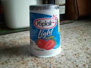 Yoplait Light Fat Free Yogurt - Strawberry