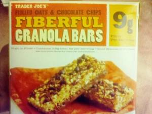 Trader Joe's Rolled Oats & Chocolate Chips Fiberful Granola Bar