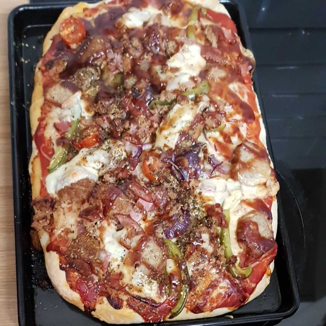 Meat and Vegetable Pizza
