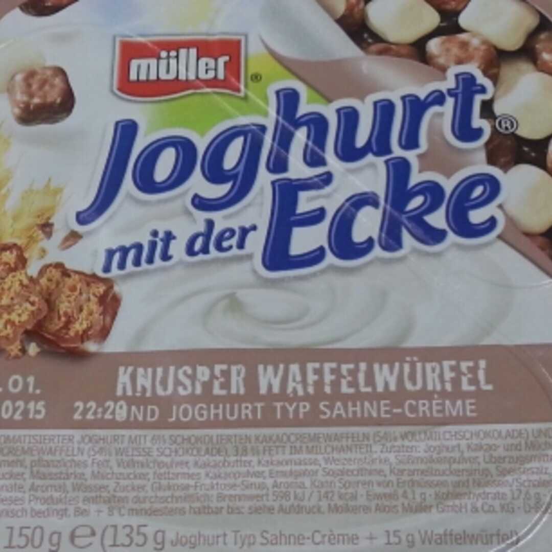 Müller Joghurt mit der Ecke Knusper Waffelwürfel