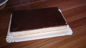 Schokoladenkuchen (mit Schokoladenglasur)