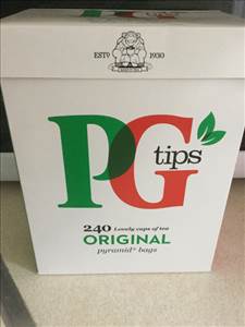 PG tips Tea with Semi-Skimmed Milk