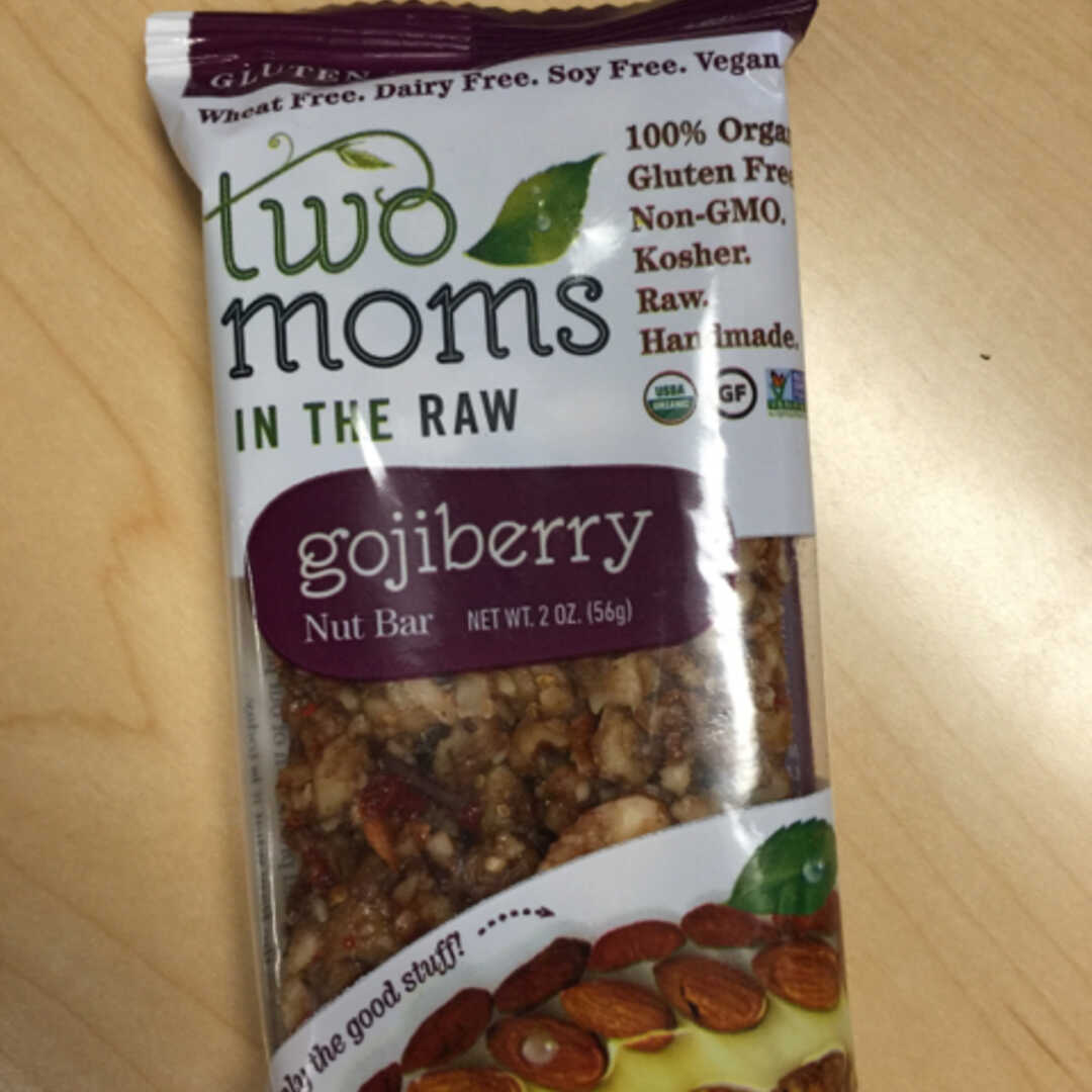 Two Moms in the Raw Gojiberry Nut Bar