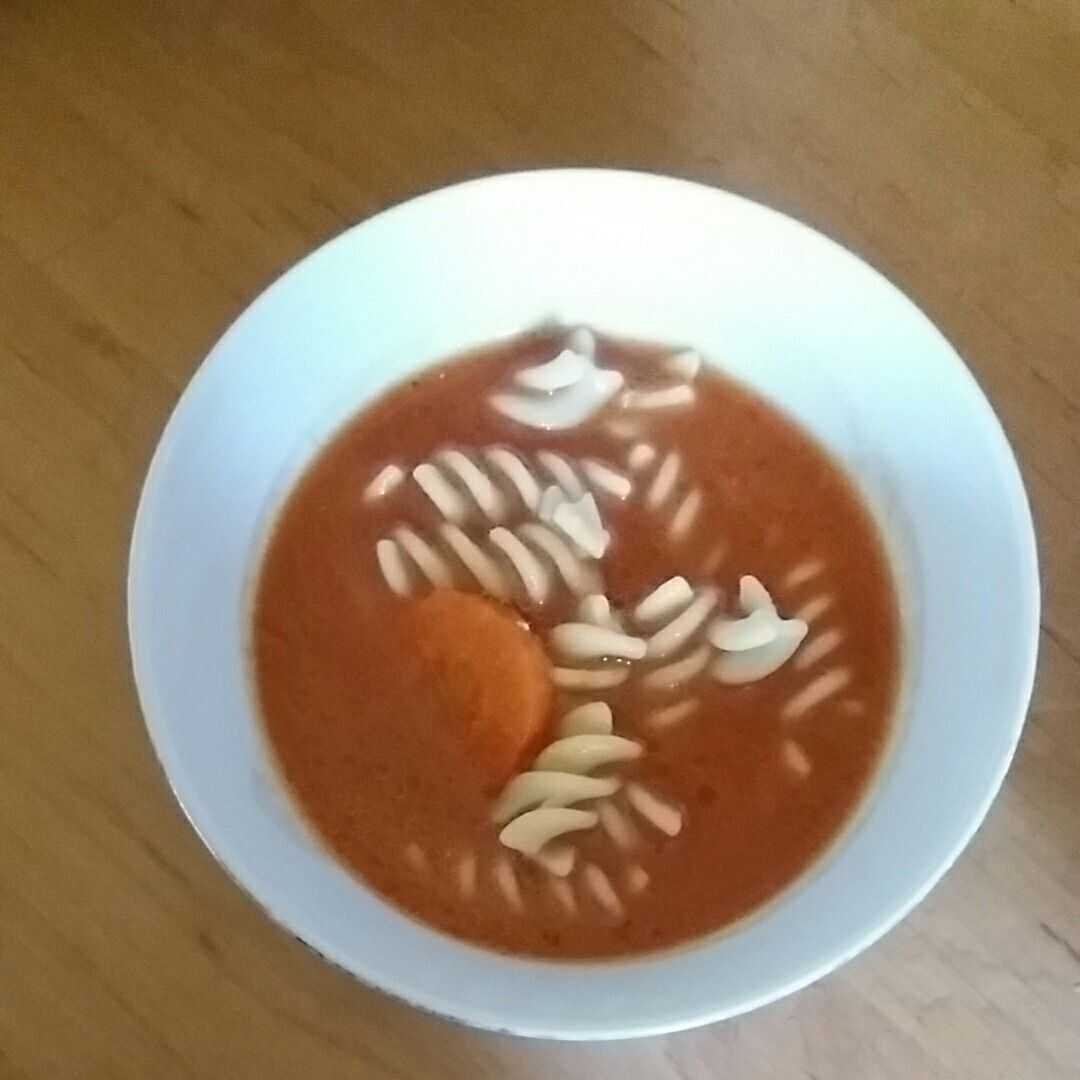 Zupa Pomidorowa z Makaronem