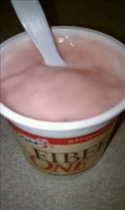Fiber One Nonfat Yogurt - Strawberry