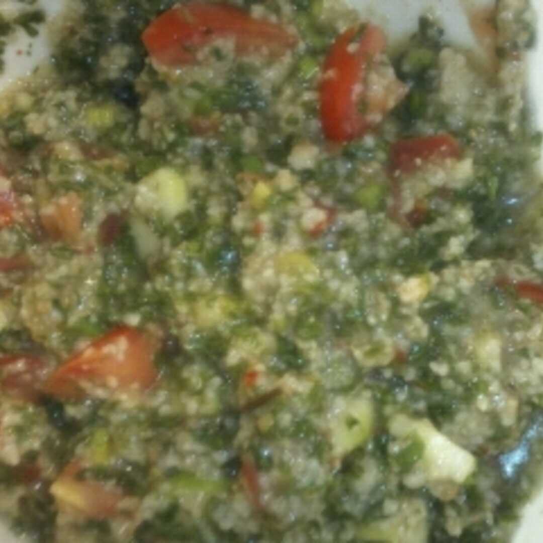Tabbouleh (Bulgar with Tomatoes and Parsley)