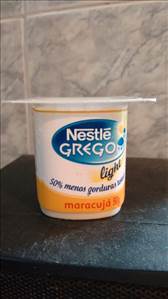 Nestlé Iogurte Grego Light Maracujá (90g)