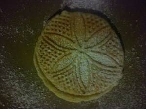 Pizzelle Cookie (Italian Style Wafer)