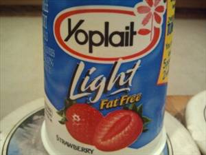 Yoplait Light Fat Free Yogurt - Strawberry