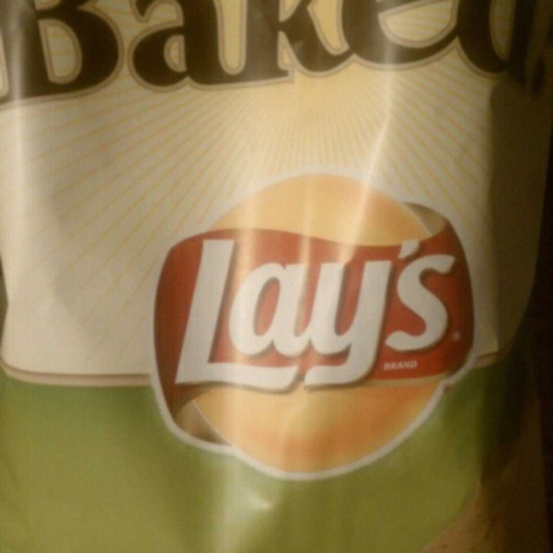 Calories in Lay's Baked! Sour Cream & Onion Flavored Potato Crisps and  Nutrition Facts