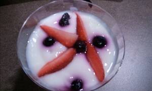 La Madeleine Yogurt Parfait