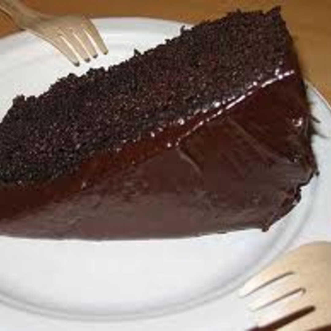Calories in Chocolate Cake with Chocolate Frosting 100 g