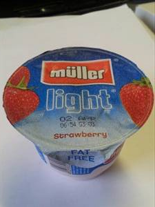 Muller Light Strawberry Yogurt (Pot)