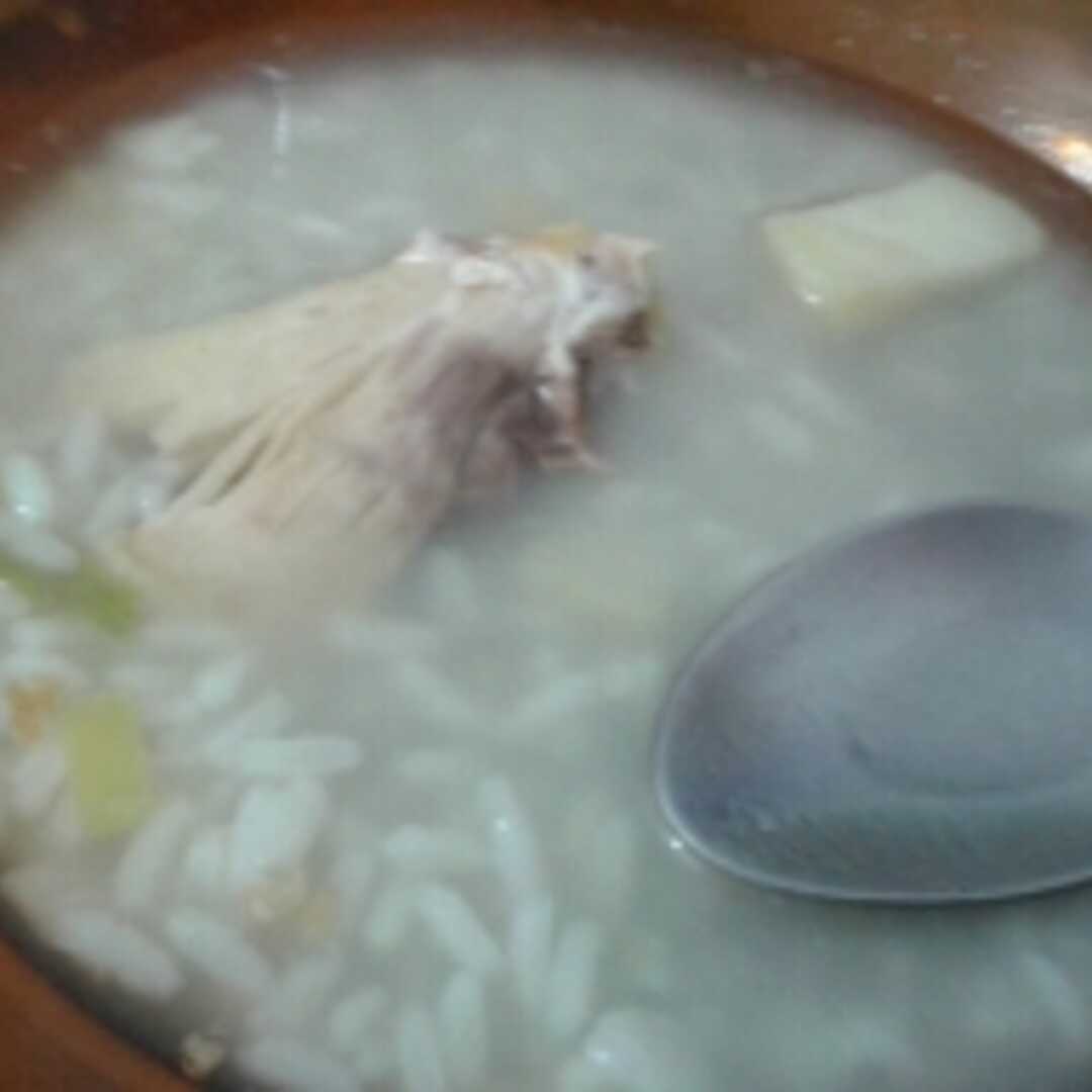 Sopa de Arroz con Pollo