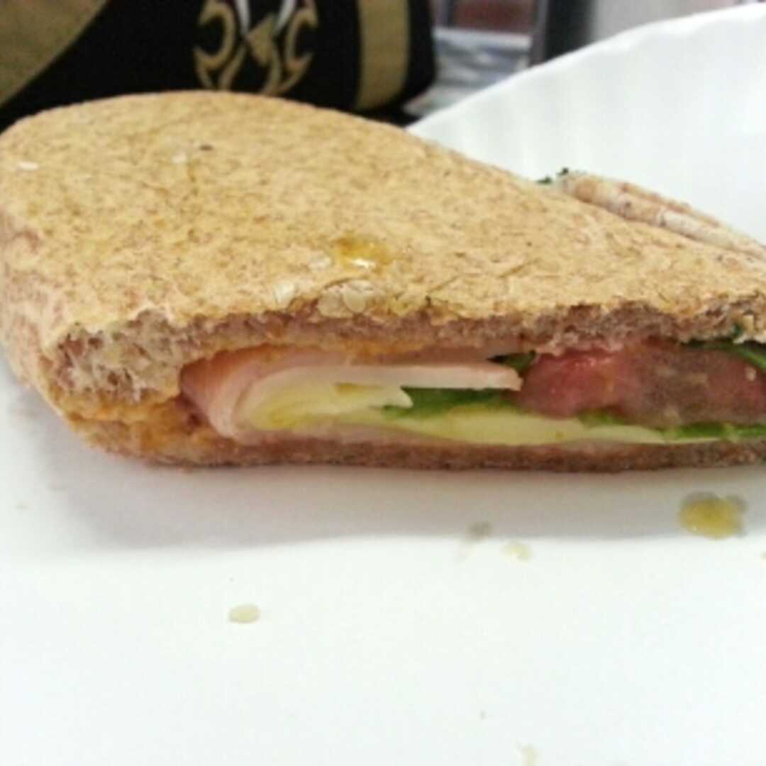 Turkey Sandwich with Spread
