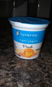 Lucerne Light Yogurt - Peach