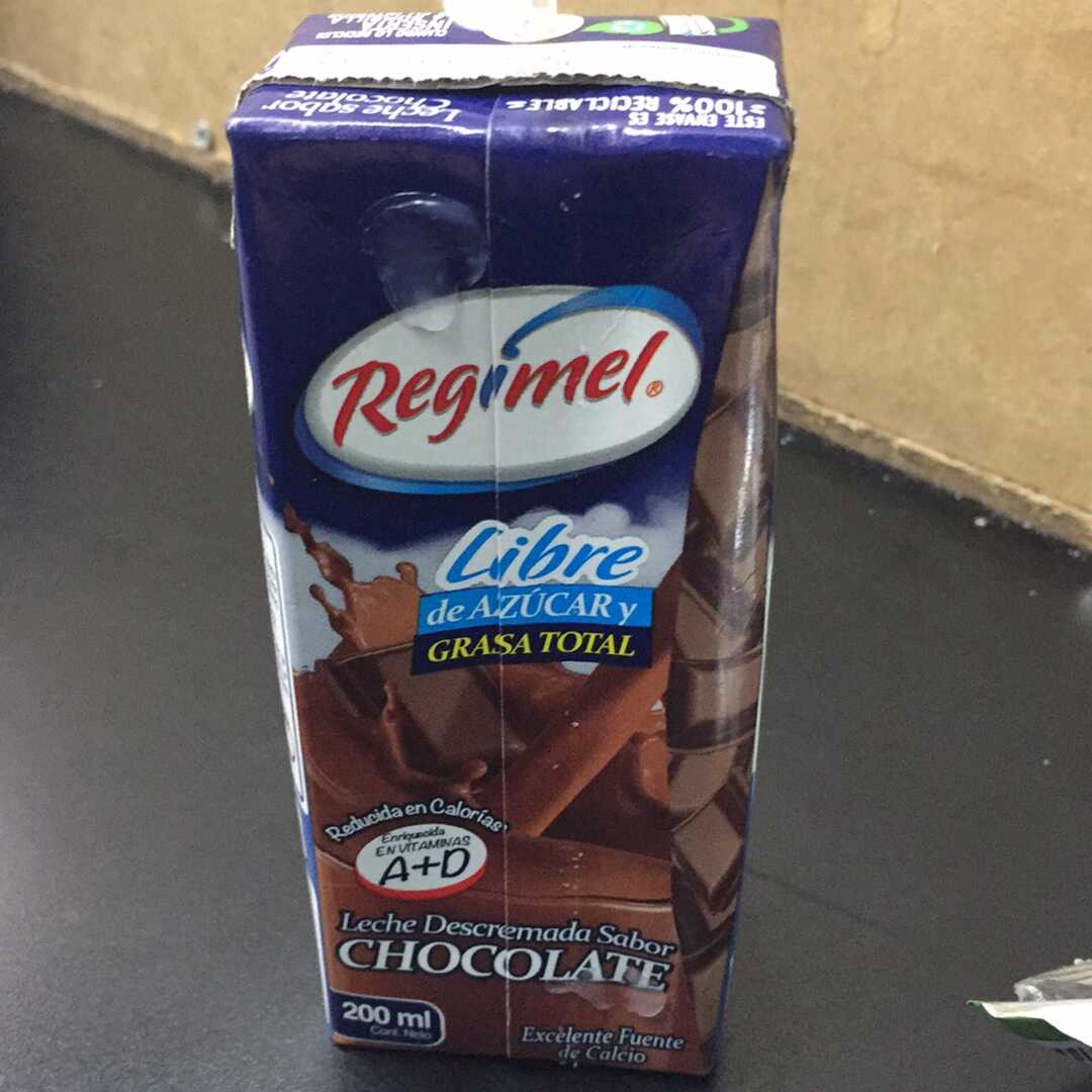 Regimel Leche Descremada Chocolate