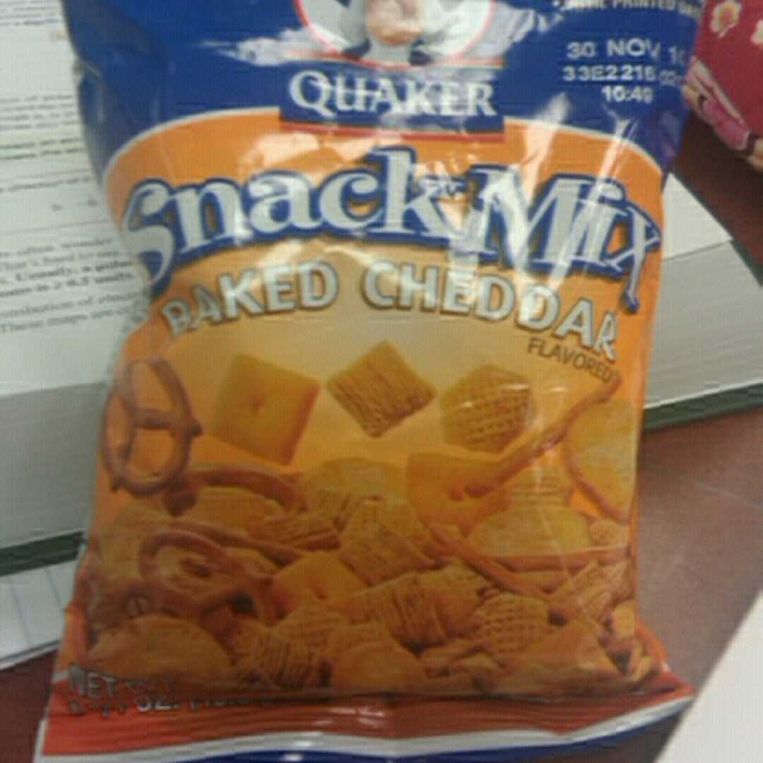 Quaker Baked Cheddar Snack Mix