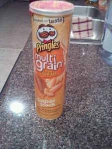 Pringles Multi Grain Cheesy Cheddar Potato Crisps