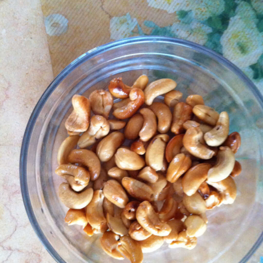 Dry Roasted Cashew Nuts