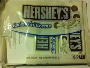 Hershey's Cookies 'n' Cream Bar