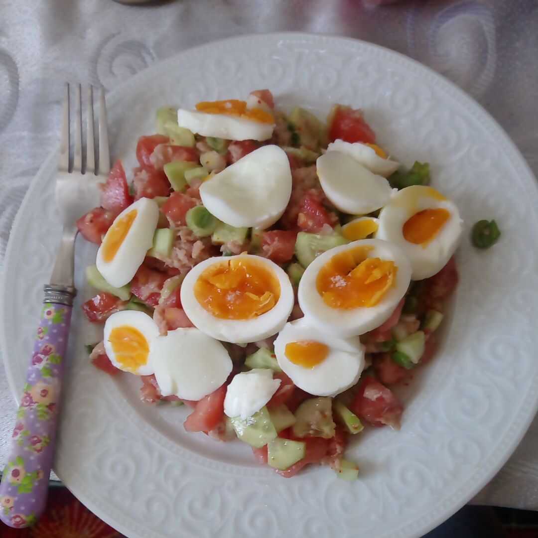 Yumurtalı Ton Balğı Salatası