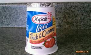 Yoplait Light Fat Free Yogurt - Strawberry